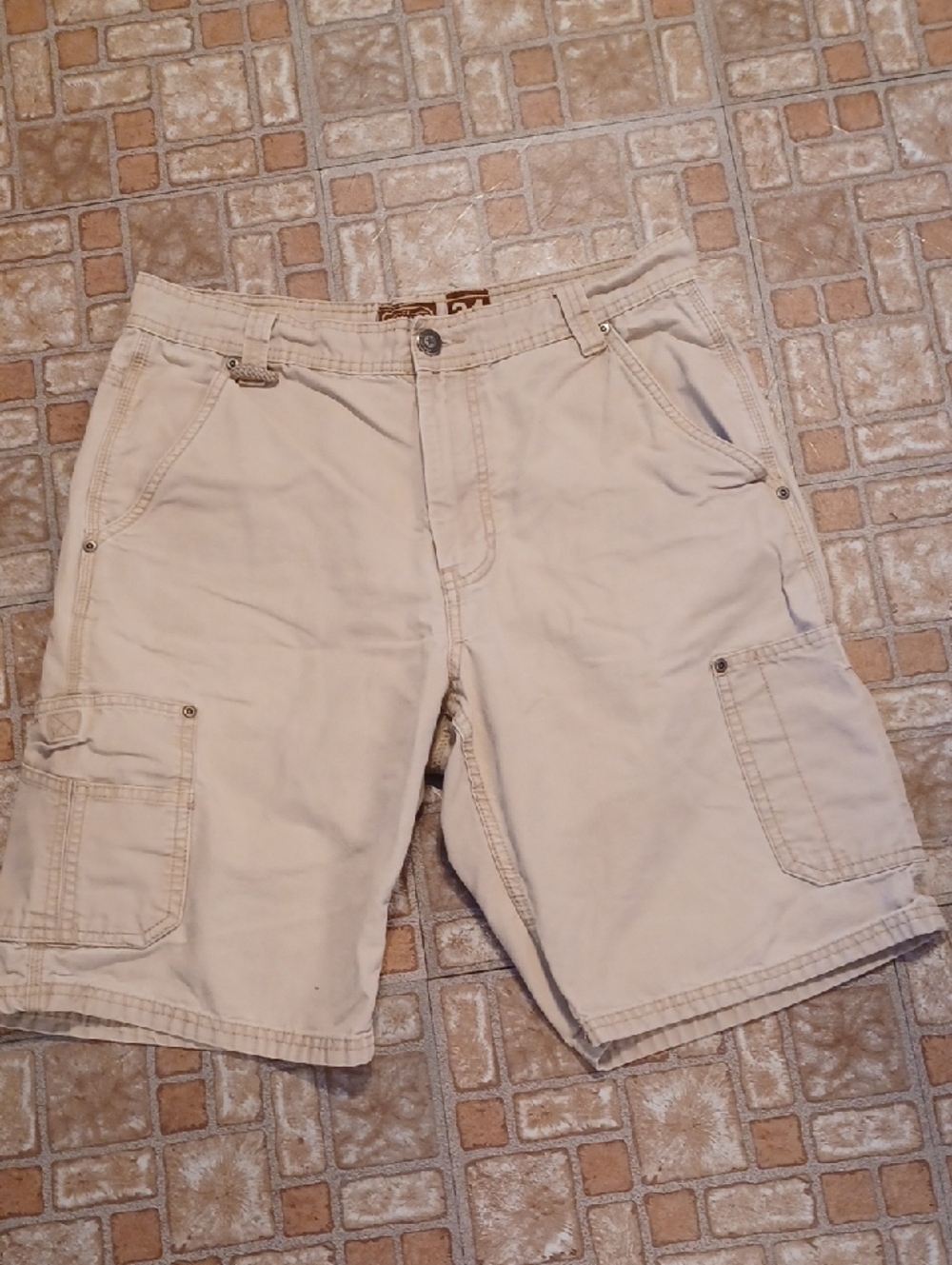 Men's Cargo Shorts in Light Beige - Durable Everyday Wear